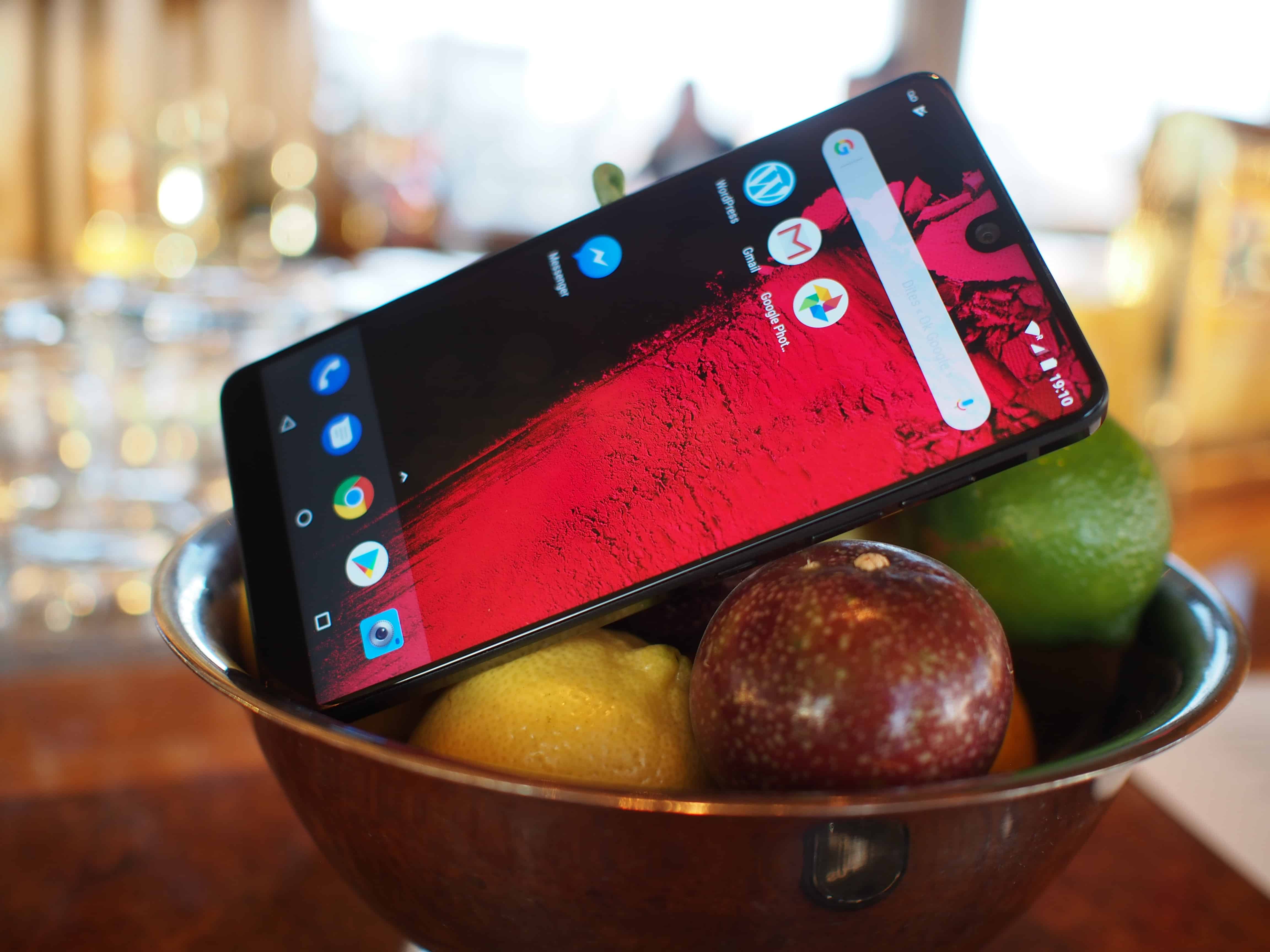 téléphone Essential Phone Ph-1 Andy Rubin Android