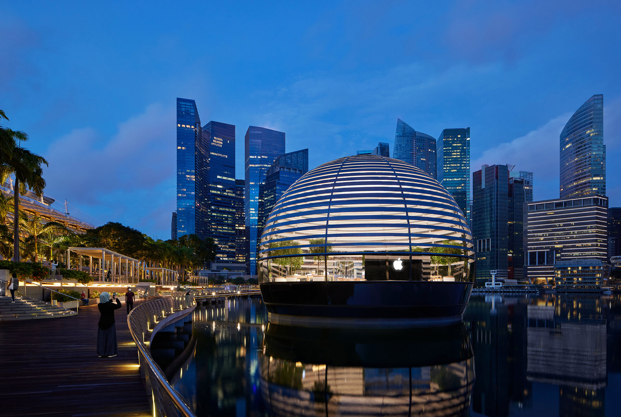 boutique apple store singapour flottante